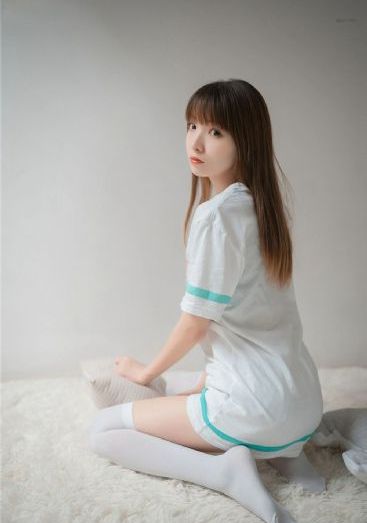 想咬一口的嘴唇_1080免费观看