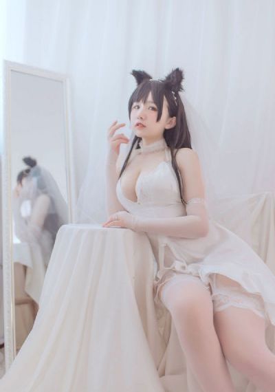 动漫男女扒内衣揉捏胸的视频_BD韩语高清视频观看