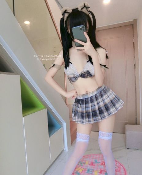 她丈夫面前被耍了_高清免费观看最新
