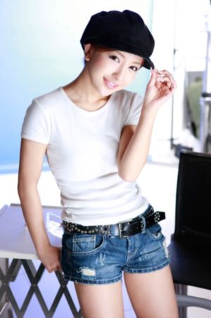 邪神与厨二病少女第一季免费观看_1080影视在线观看