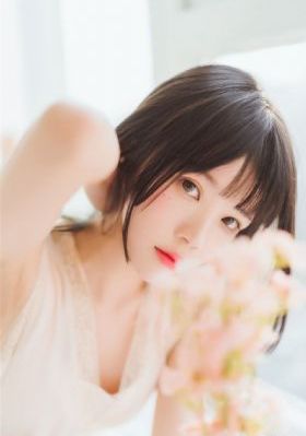 《向魔王伊布罗贾献身吧》_1080HD高清在线观看